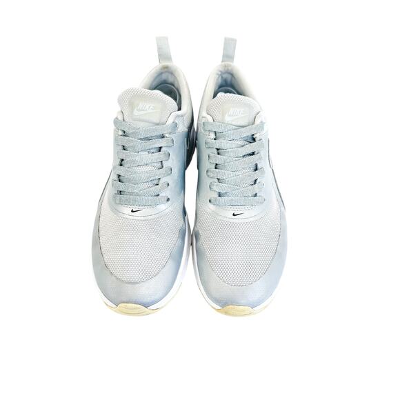 Nike Women’s Air Max Thea Premium Leather – Metallic Platinum – Size 7 - Picture 4 of 8